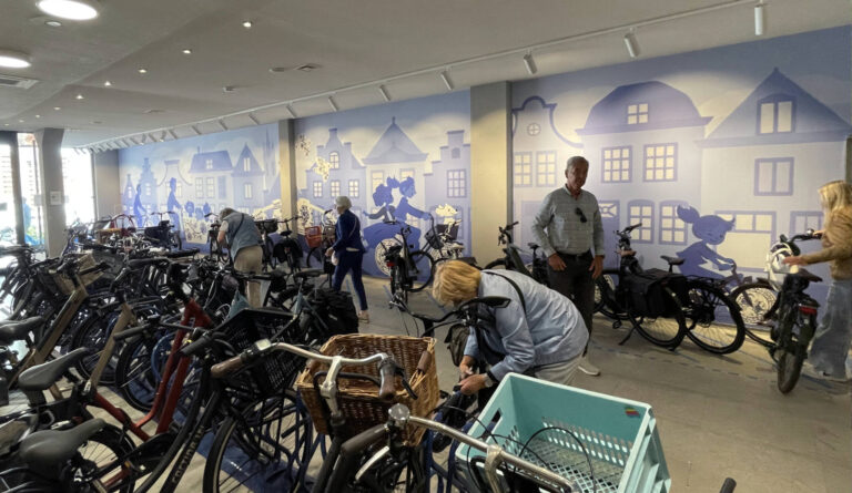 Service-fietsenstalling Centrum Delft